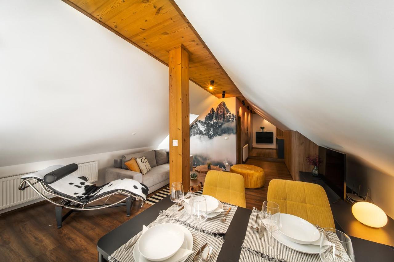 Cozy Mountain Attic Apartment In High Tatras ヴェルカー・ロムニツァ エクステリア 写真