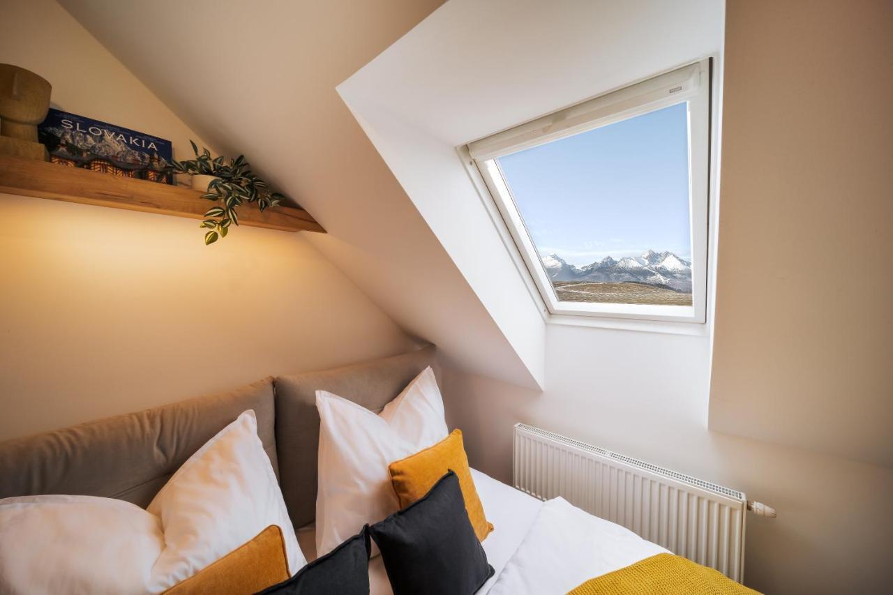 Cozy Mountain Attic Apartment In High Tatras ヴェルカー・ロムニツァ エクステリア 写真