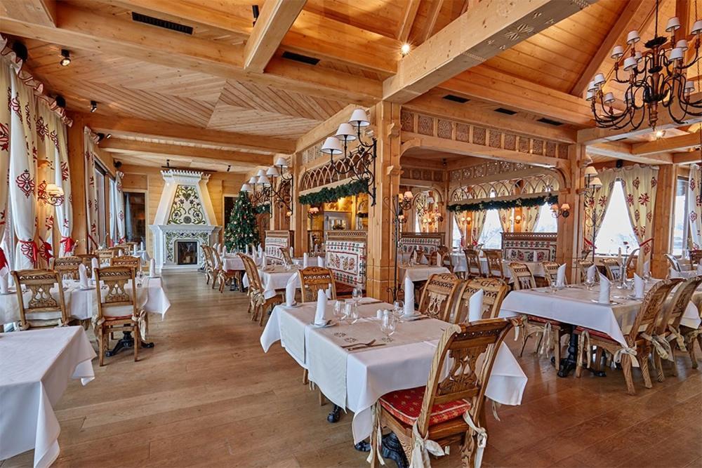 Cozy Mountain Attic Apartment In High Tatras ヴェルカー・ロムニツァ エクステリア 写真